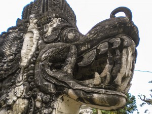 statue of dragon